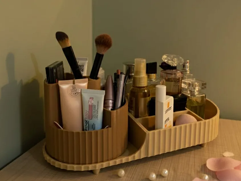 360°Rotating Makeup Organizer